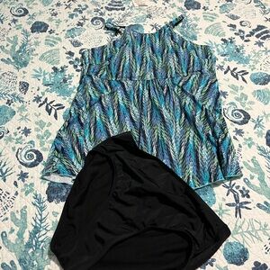 Women's Blue and Black Swim Set